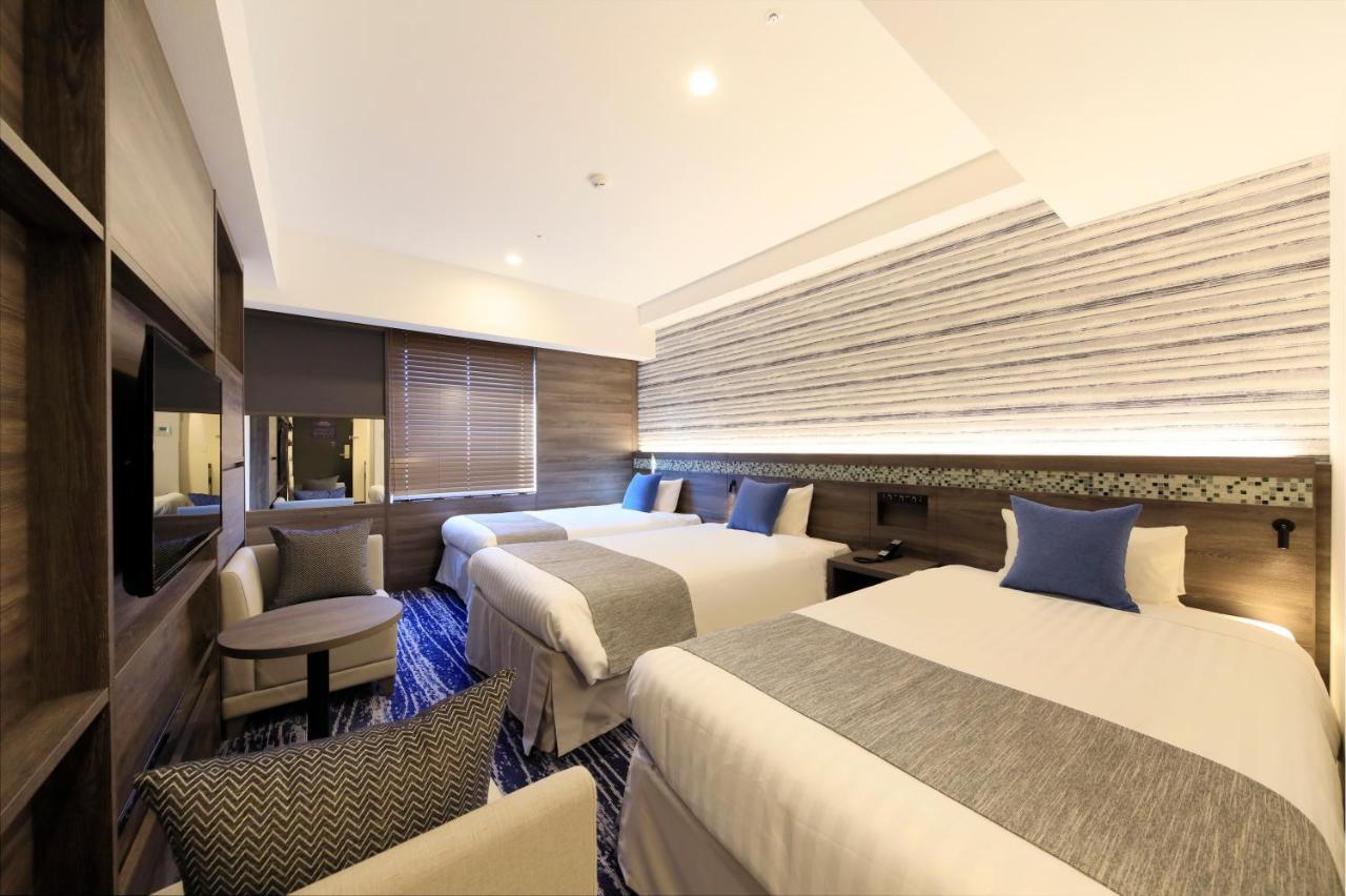 Superior Twin Room with Extra Bed